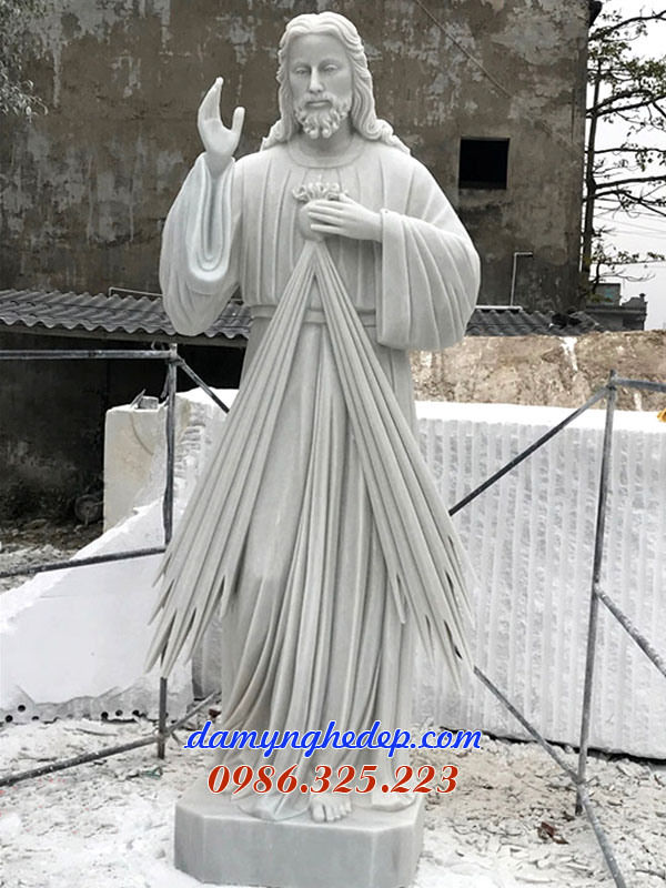 Mẫu Tượng Chúa Giê su bằng đá, tượng đức cha bằng đá trắng